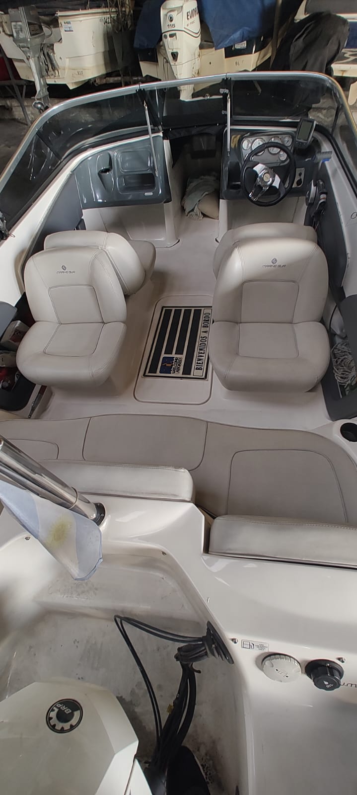 Quicksilver 1700 2014 Evinrude etec 115 hp